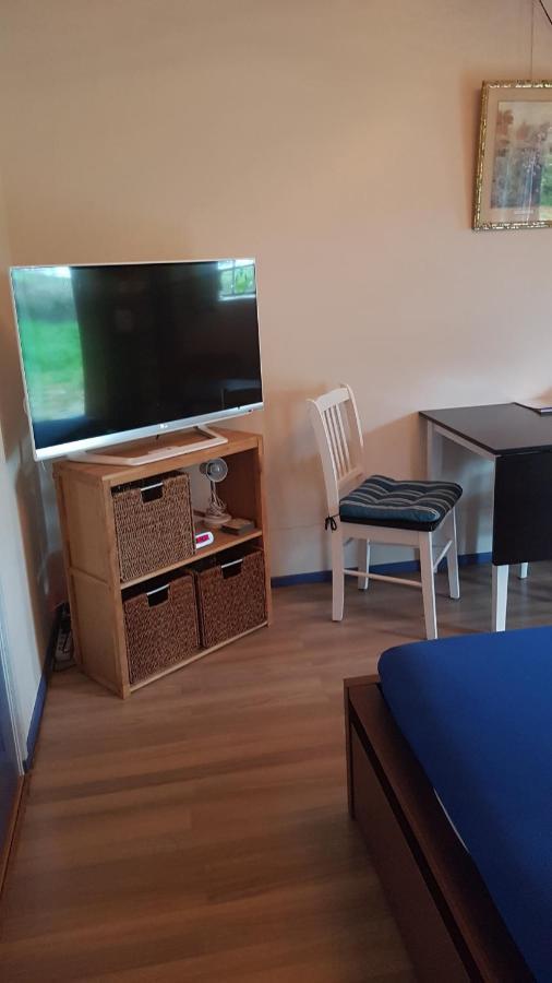 Logeerruimte In Gerenoveerde Boerderij In Wachtum Apartment Exterior foto
